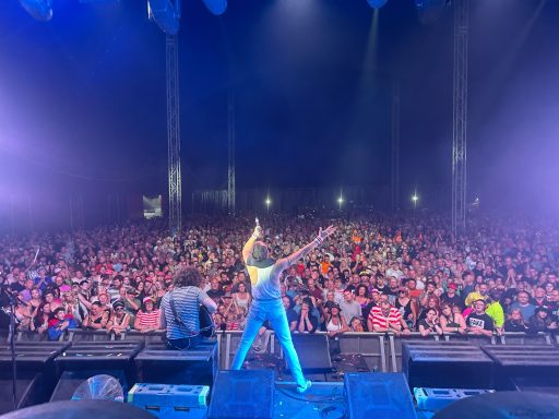 Flash Queen Tribute Band performing Love Of My Life